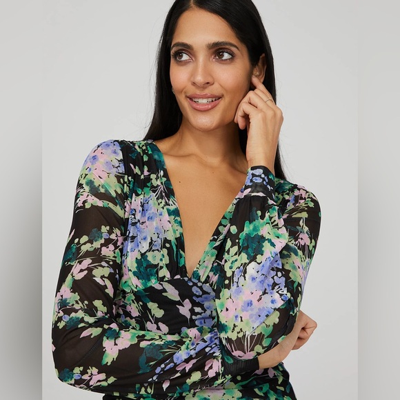 Floral Print Mesh Sleeve - Picture 1 of 5